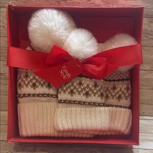 Fun Macy's family set Cream and‎ Brown Knit Hat Set with Pom-Poms NWT Retail $58